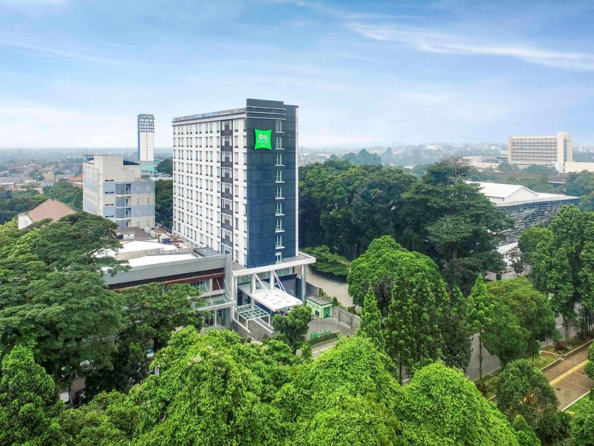 宜必思尚品茂物帕贾哈兰酒店-2021年5月开业 外观 照片